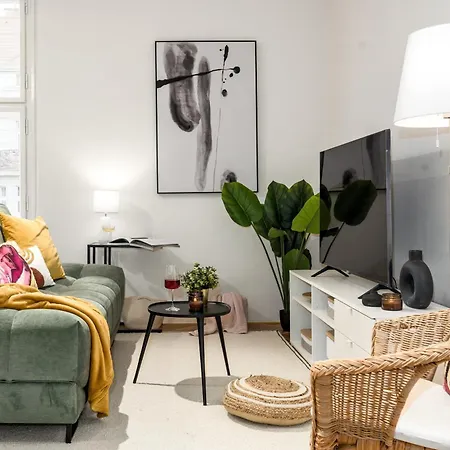 Lejlighed Days - One-bedroom With Balcony And Workspace In Vinohrady