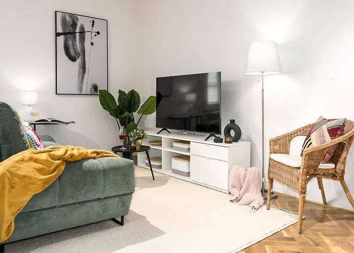 Days - One-bedroom With Balcony And Workspace In Vinohrady Lägenhet *